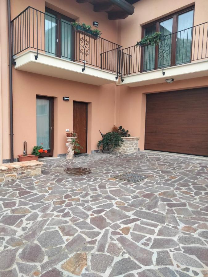 B&B La Casa Di Giuliana Cermignano Exteriör bild