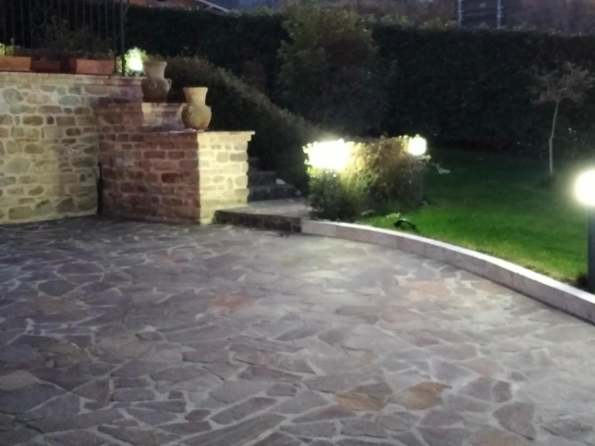 B&B La Casa Di Giuliana Cermignano Exteriör bild