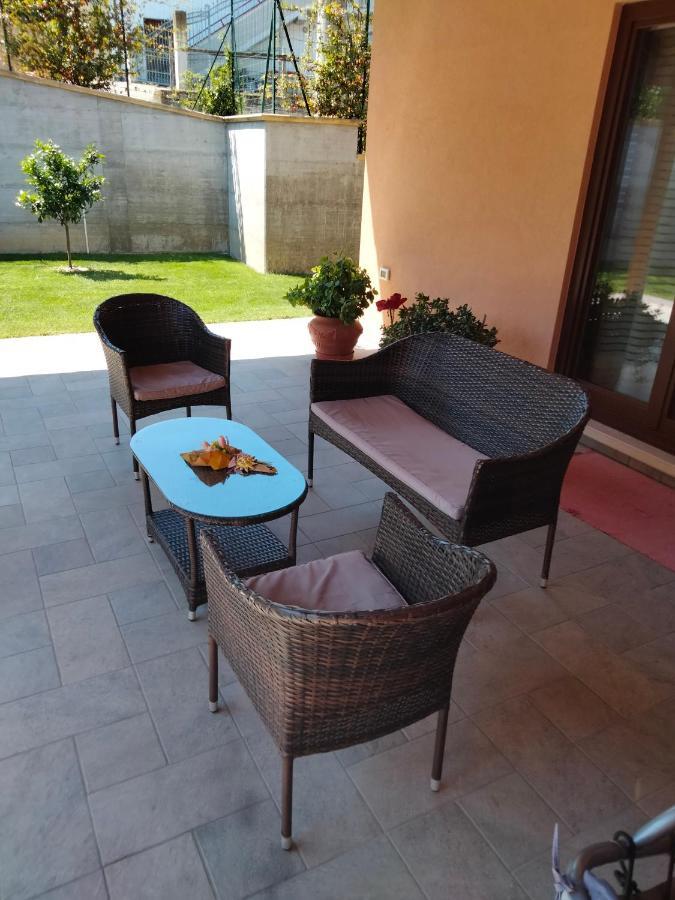 B&B La Casa Di Giuliana Cermignano Exteriör bild